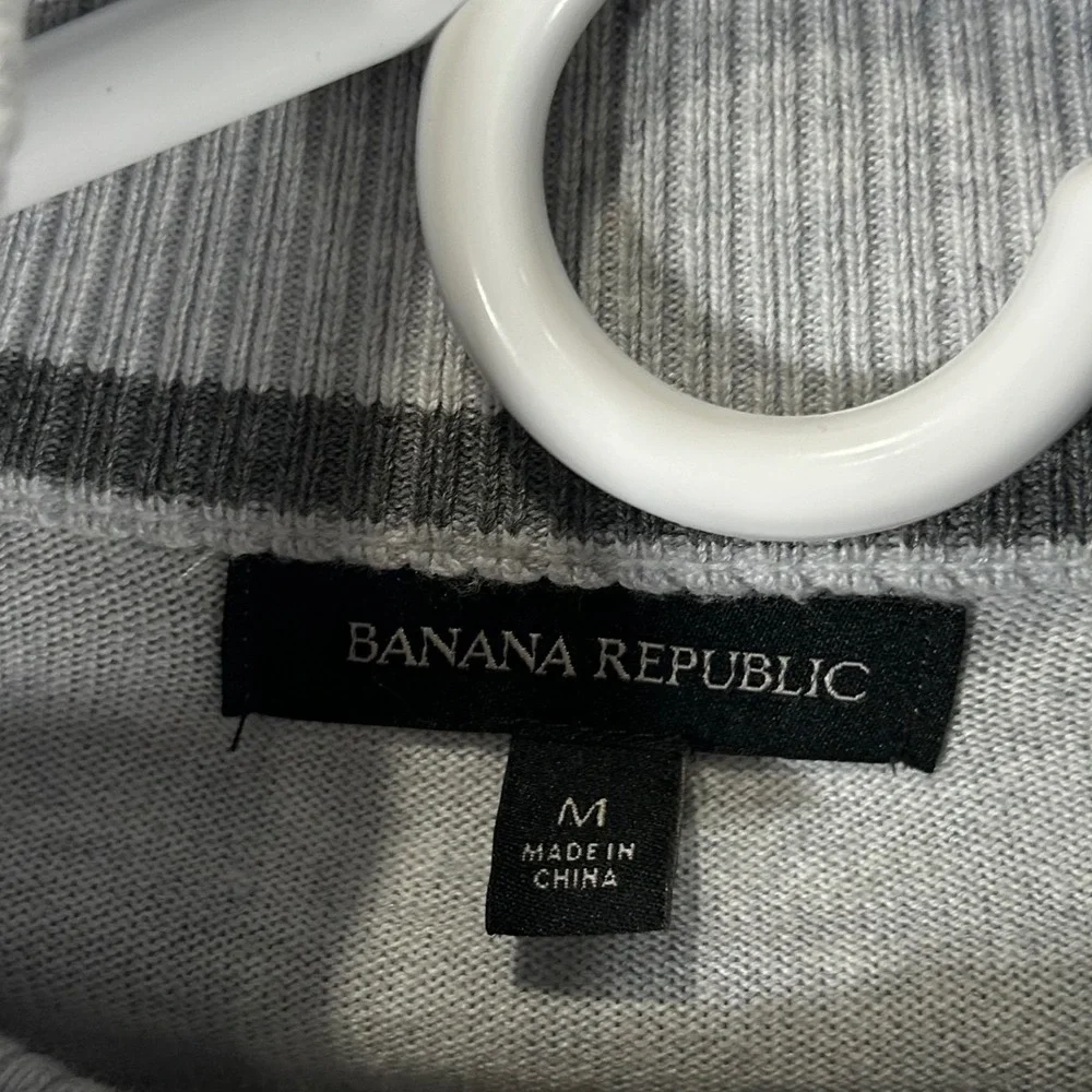 Banana Republic Mens Quarter Zip Sweater Gray Nylon Pocket 970364 Medium